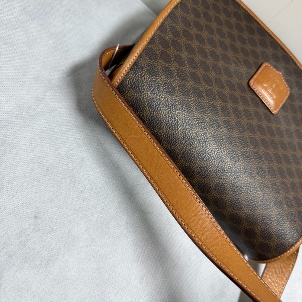 Celine Tan Leather Interior Bag - Picture 16 of 16